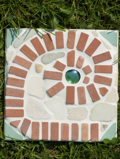 Mosaik Gartenplatte