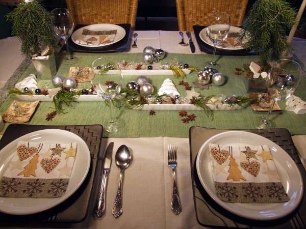 Tischdeko mit Olivenschiffchen
