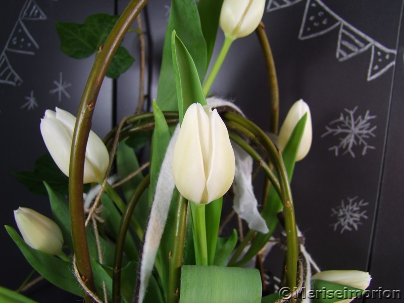 Tischdeko weiße Tulpen