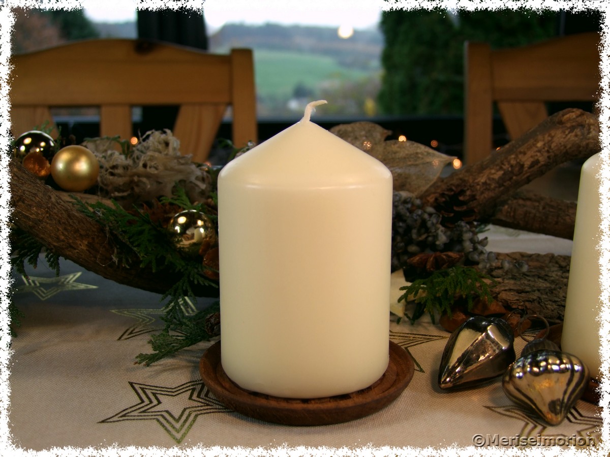 Adventsgesteck aus Naturmaterialien